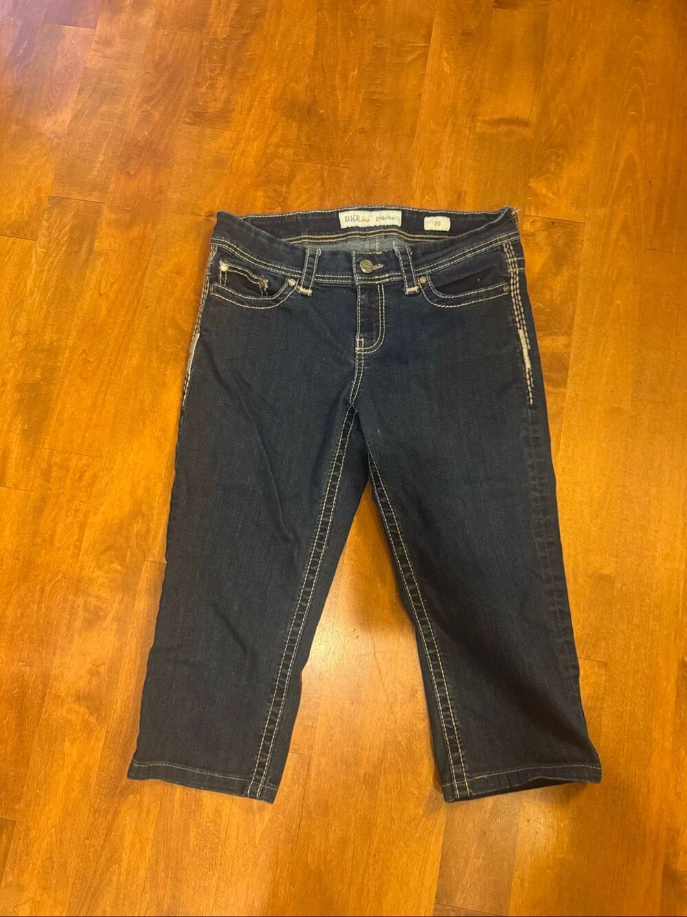 BKE Dakota Women’s Size 29 Dark Wash Capri Jeans Y2K Contrast Stitch Cropped